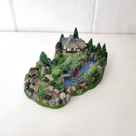 The Danbury Mint Japanese Tea Garden Landscape Figurine RARE - Picture 3 of 6